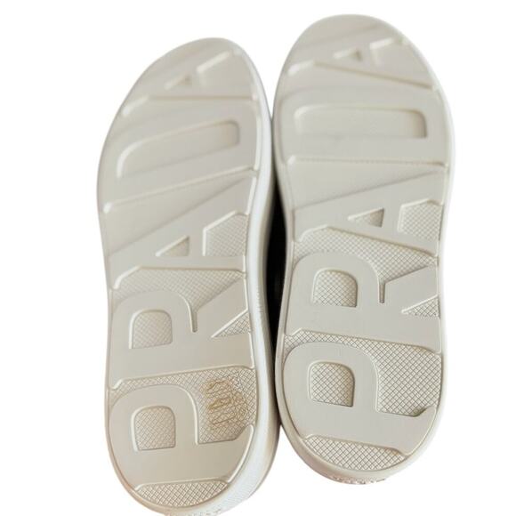 Prada Robot Appliqué Sneakers Rare Avant Garde Black Leather Sz 39 - Picture 2 of 5